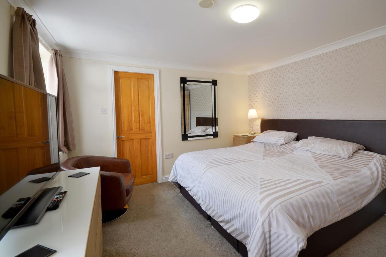 Ground Floor Apartment Up To 6 Guests With Games Chill Out Room Scarborough Dış mekan fotoğraf